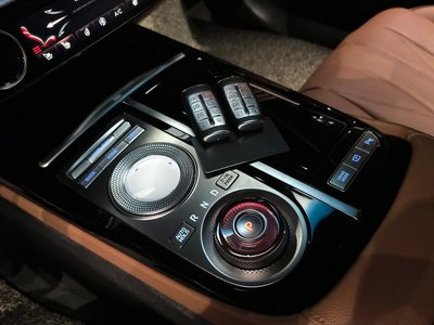 GENESIS G80 (RG3) - 9