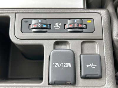 TOYOTA LAND CRUISER PRADO - 7