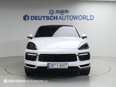 صورة 2 لـ 2022 Porsche CAYENNE