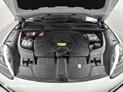 صورة 7 لـ 2022 Porsche CAYENNE