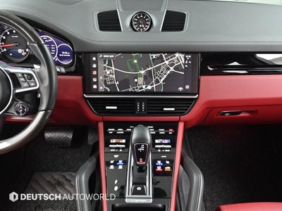 2022 Porsche CAYENNE — миниатюра 14