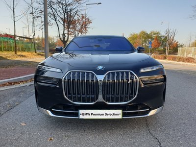 BMW I7 - 2