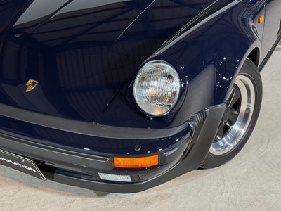 PORSCHE 911 - 4