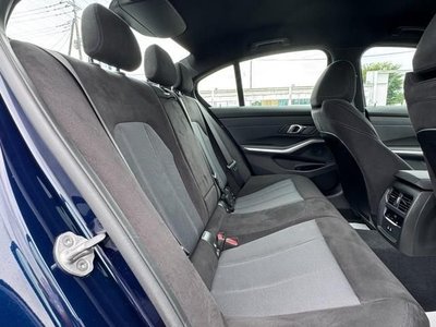 صورة 7 لـ 2025 BMW 3 SERIES