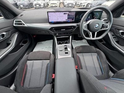 صورة 3 لـ 2025 BMW 3 SERIES