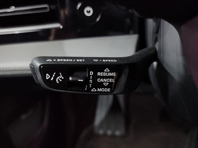 2021 Porsche TAYCAN — миниатюра 13