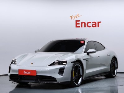2021 Porsche TAYCAN 照片 1