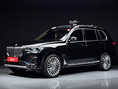 2022 BMW X7 photo 1