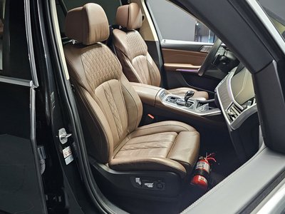 2022 BMW X7 缩略图 12