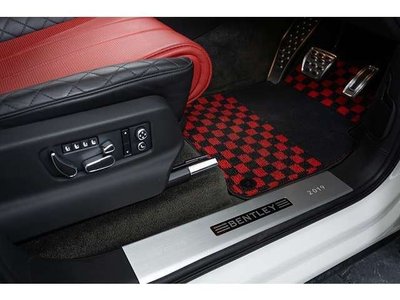 2019 Bentley BENTAYGA thumbnail 70