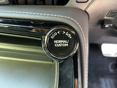 2023 Lexus NX — миниатюра 36