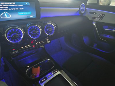 MERCEDES-BENZ CLA - 7