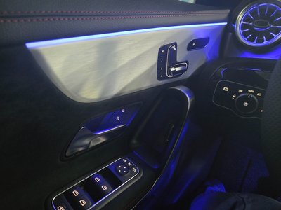 MERCEDES-BENZ CLA - 9