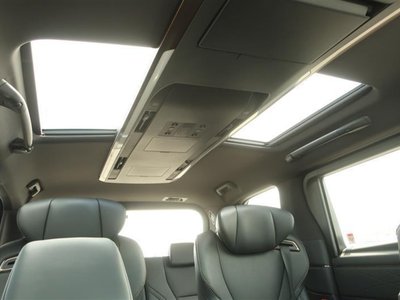 2024 Toyota ALPHARD — миниатюра 22
