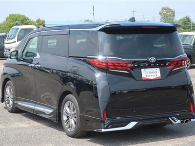 2024 Toyota ALPHARD — фото 5