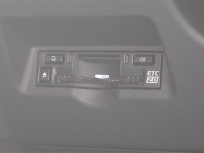 2024 Toyota ALPHARD — миниатюра 18