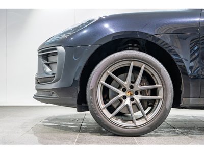 PORSCHE MACAN - 10