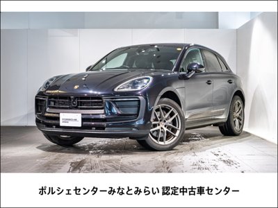 PORSCHE MACAN - 1
