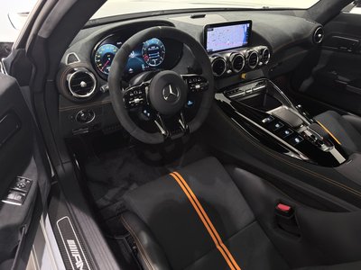 MERCEDES-BENZ GT AMG - 9