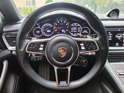 PORSCHE PANAMERA - 5