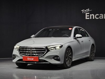 MERCEDES-BENZ E-CLASS - 1