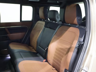 LAND ROVER DEFENDER - 5