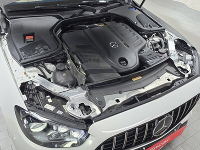 MERCEDES-BENZ E-CLASS - 7