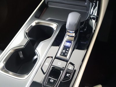 2023 Lexus NX — миниатюра 17