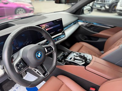 2024 BMW I5 photo 10