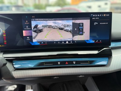 2024 BMW I5 thumbnail 13