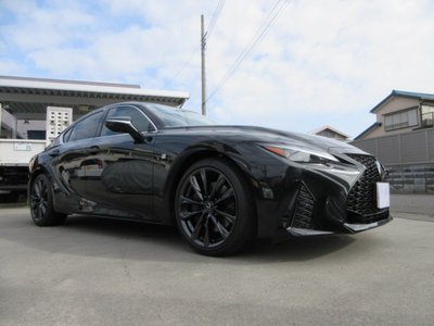 LEXUS IS - 3