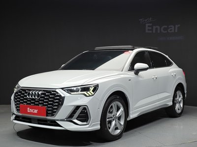 AUDI Q3 - 1