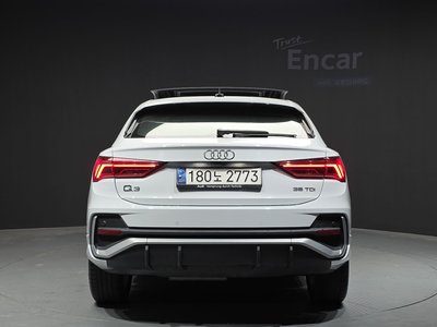 AUDI Q3 - 3