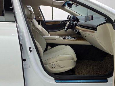 GENESIS G80 (RG3) - 10