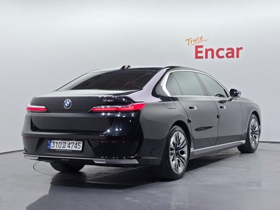BMW 7 SERIES - 4