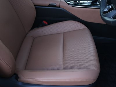 2024 Toyota CROWN SPORT 缩略图 23