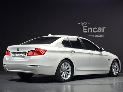 BMW 5 SERIES - 4