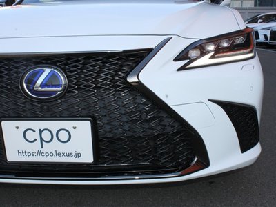 صورة مصغرة 14 لـ 2021 Lexus ES