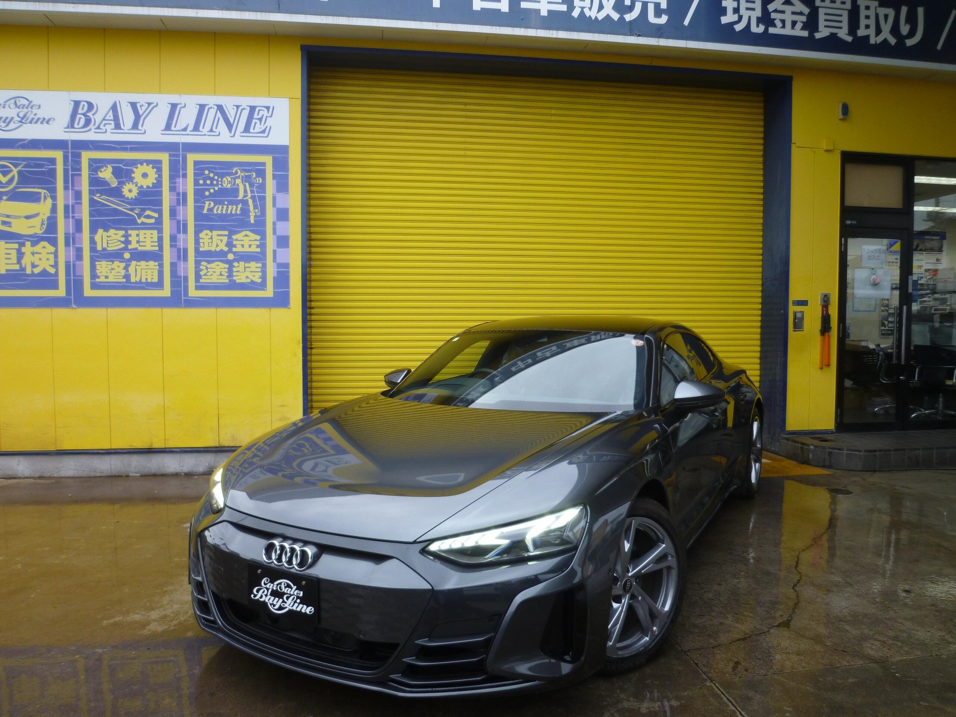 AUDI E-TRON GT QUATTRO - View 1