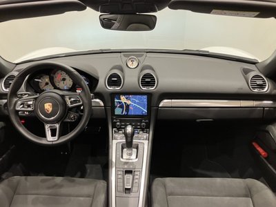 PORSCHE 718 BOXSTER - 6