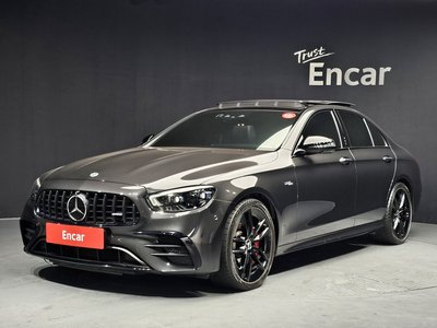 MERCEDES-BENZ E-CLASS - 1