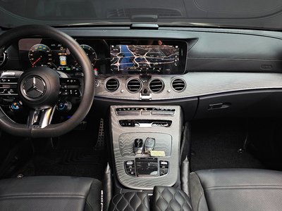 MERCEDES-BENZ E-CLASS - 5