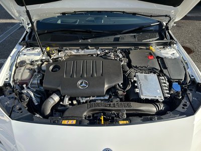 MERCEDES-BENZ CLA - 5