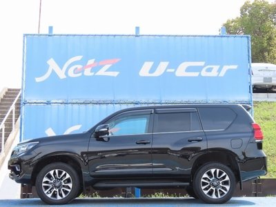 TOYOTA LAND CRUISER - 7