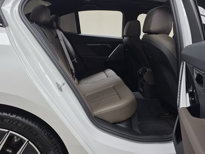 2025 BMW 5 SERIES — миниатюра 17