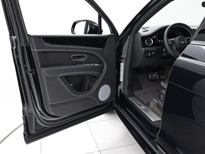 BENTLEY BENTAYGA - 8