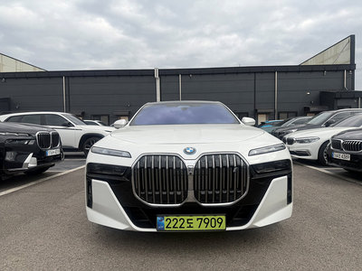 BMW I7 - 3