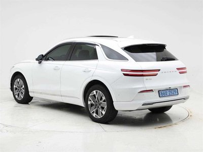 صورة 3 لـ 2022 Genesis ELECTRIFIED GV70
