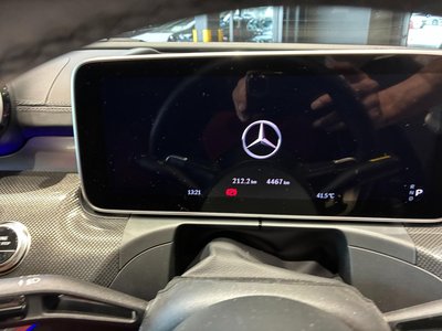 2025 Mercedes-BENZ C-CLASS AMG 缩略图 14
