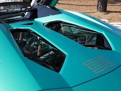 صورة مصغرة 18 لـ 2021 Lamborghini AVENTADOR